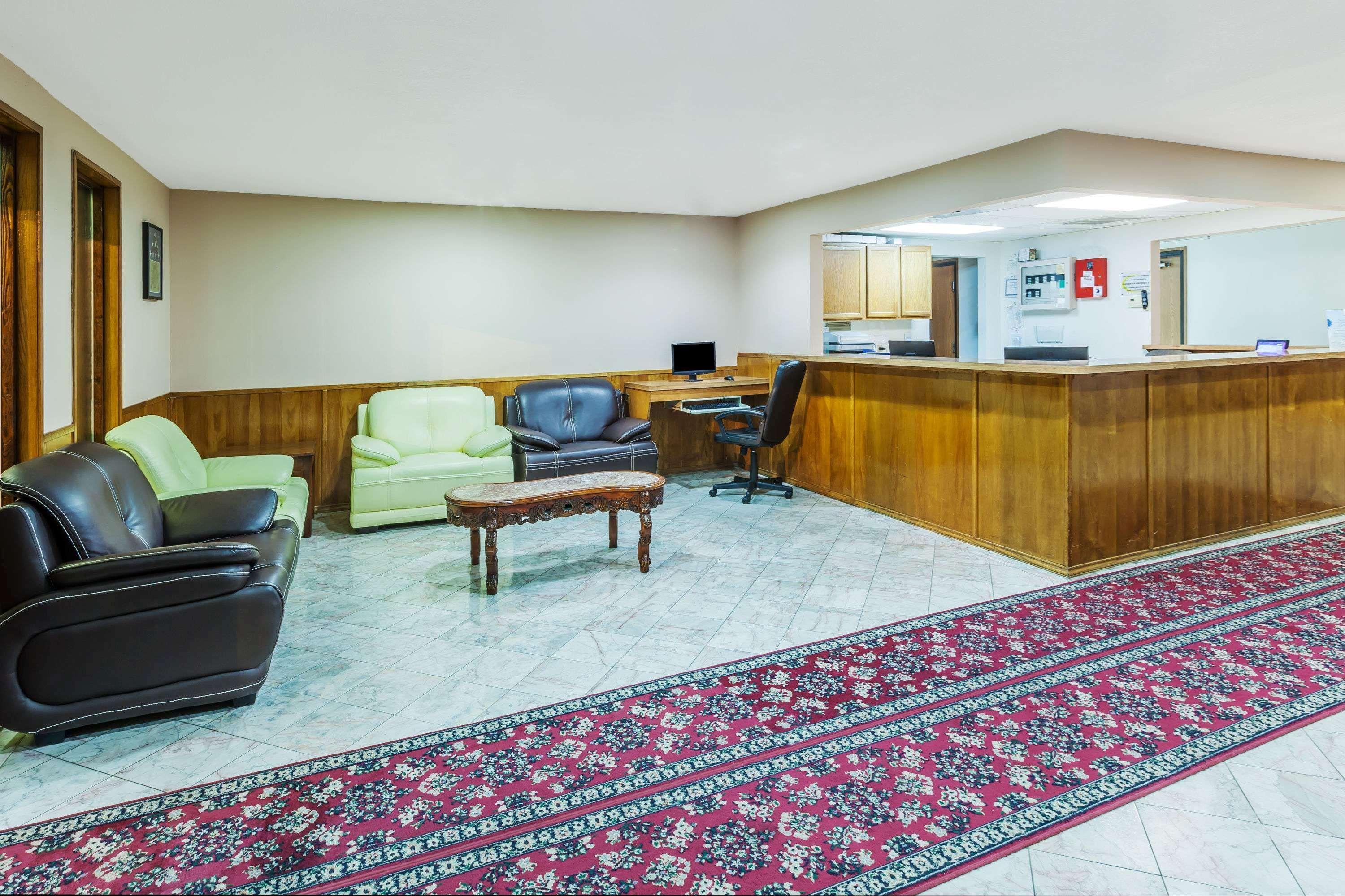 Hotel Super 8 By Wyndham Irving Dfw Airport/South Esterno foto